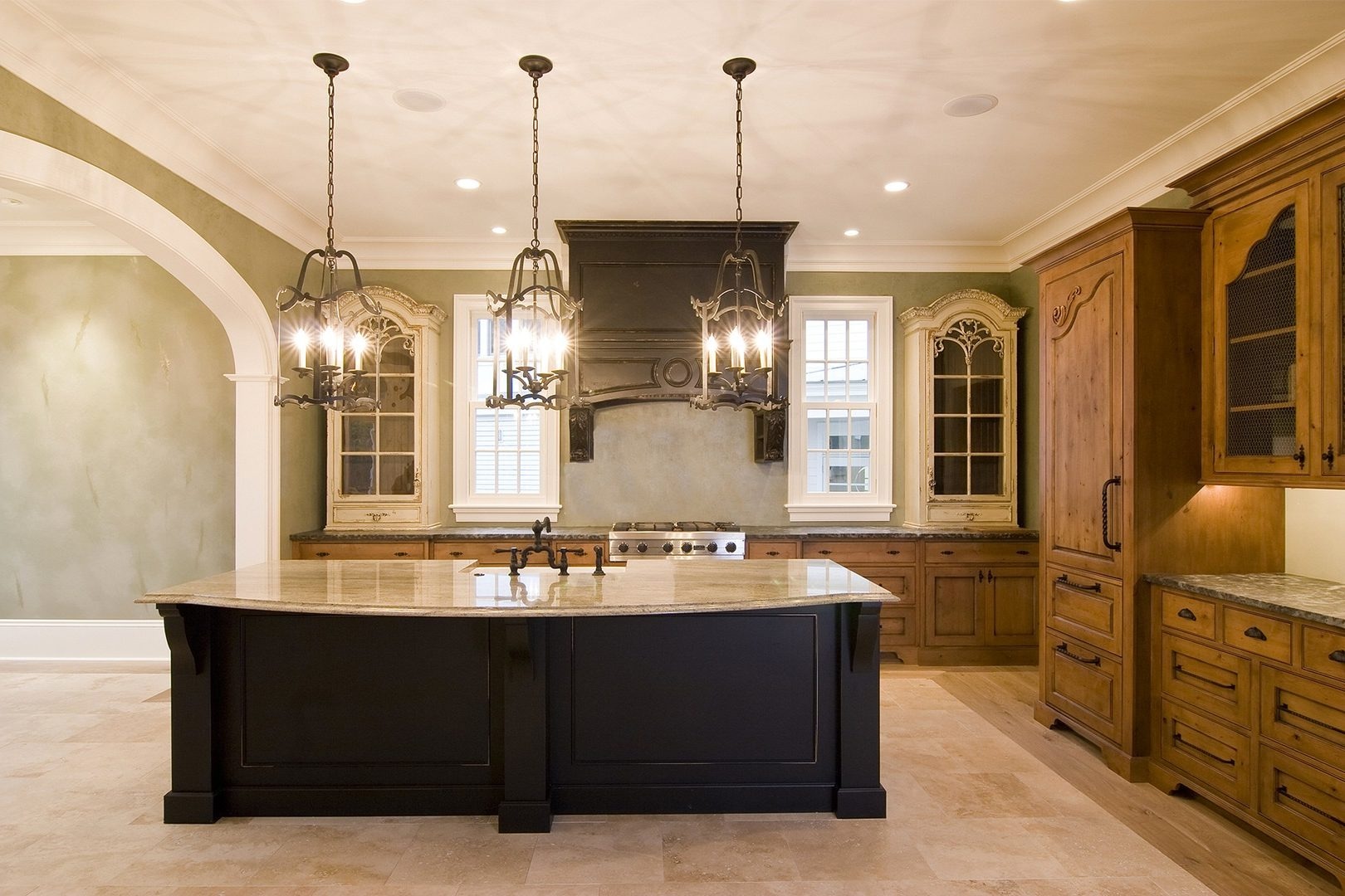 traditional manor-style kitchen